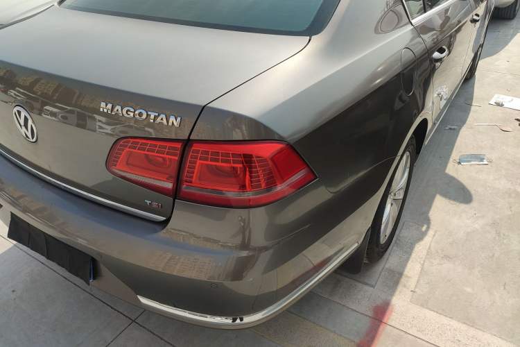 Used Volkswagen Magotan 2013 1.8TSI Luxury Model
