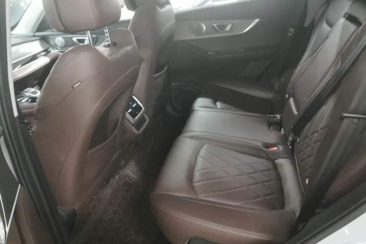 Used Chery Tiggo 8 PRO 2022 290T Two-Wheel Drive Haohan Edition 5 Seats
