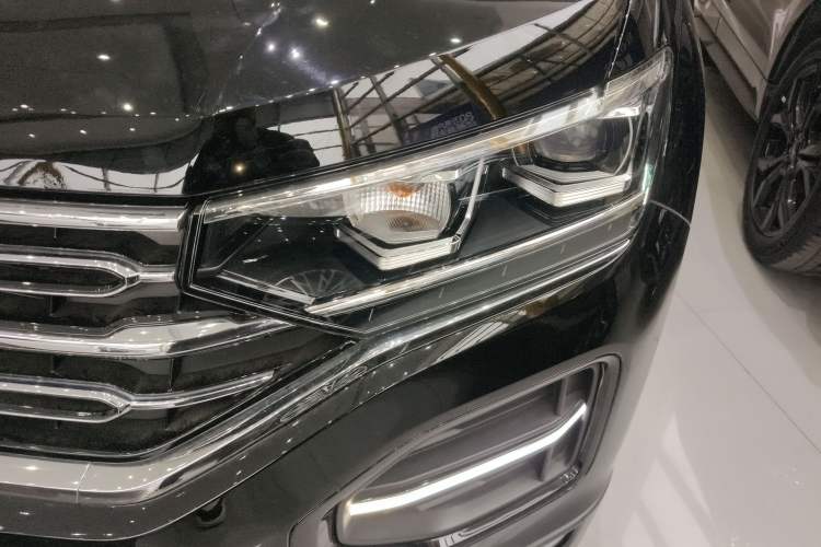 Used Volkswagen Tayron 2019 330TSI Four-Wheel Drive Luxury Version China VI Standard
