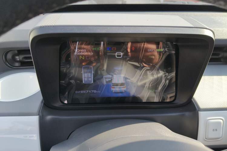 Used Wuling Hongguang MINIEV 2022 GAMEBOY 200km Gaming Edition with Lithium Iron Phosphate