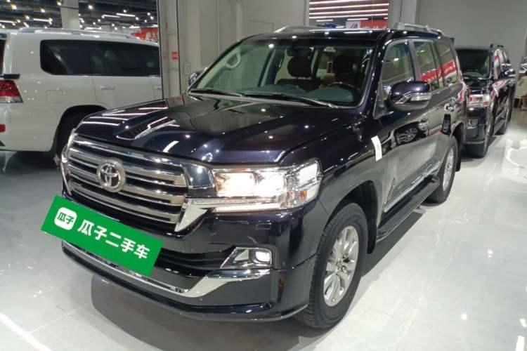 Used Toyota Land Cruiser 2017 4.0L GX 7-Seater U.S.-Spec Version
