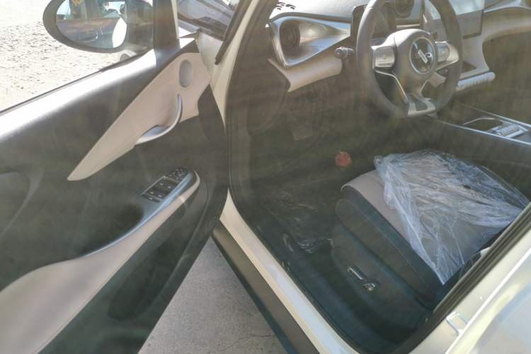 Used BYD Dolphin 2025 420km Free Edition
