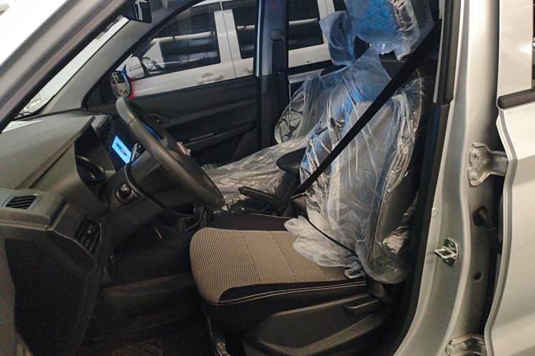 Used Wuling Hongguang 2021 1.5L Revised S Base Version with Electric Power Steering LAR
