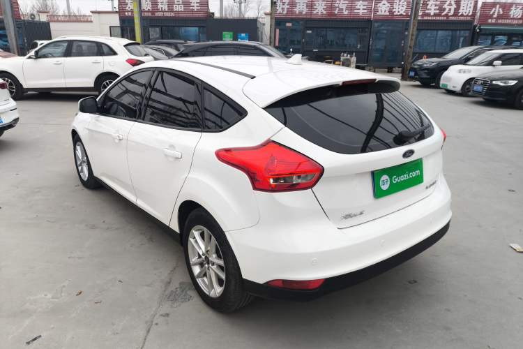 Used Ford Focus 2018 Hatchback Classic 1.6L Automatic Trendy SmartDrive Edition