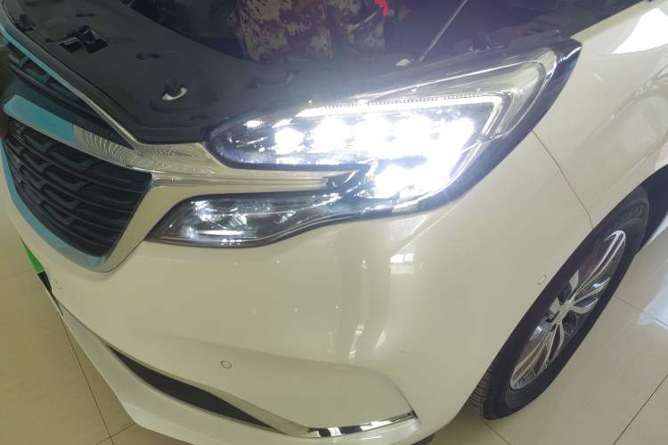 Used Buick GL8 2021 ES Land Cruiser 653T Luxury Edition