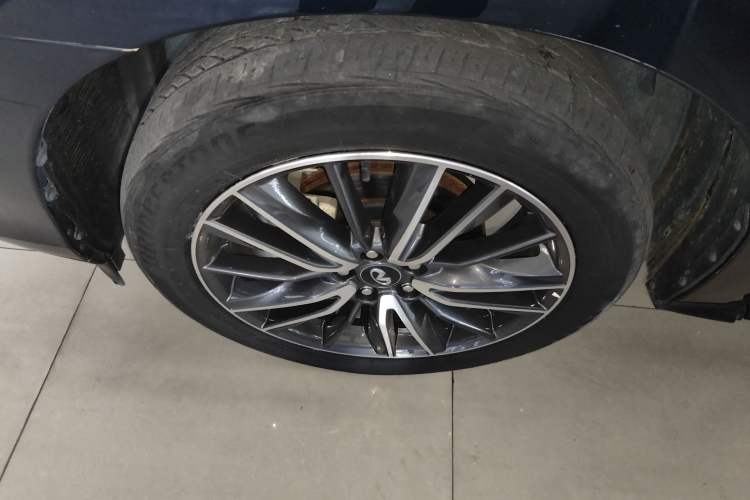 Used Infiniti QX60 2020 2.5 S/C Hybrid Two-Wheel-Drive Excellence Edition
