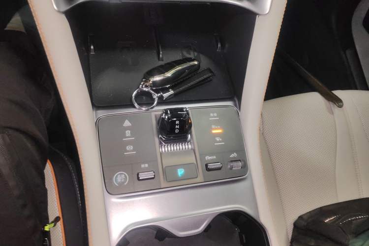 Used BYD Song PLUS New Energy 2023 Champion Edition EV 520KM Flagship Model
