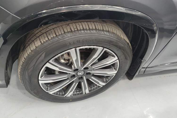 Used Changan CS75 PLUS 2024 3rd Generation Champion Edition 1.5T Intelligent Drive Dynamic Model
