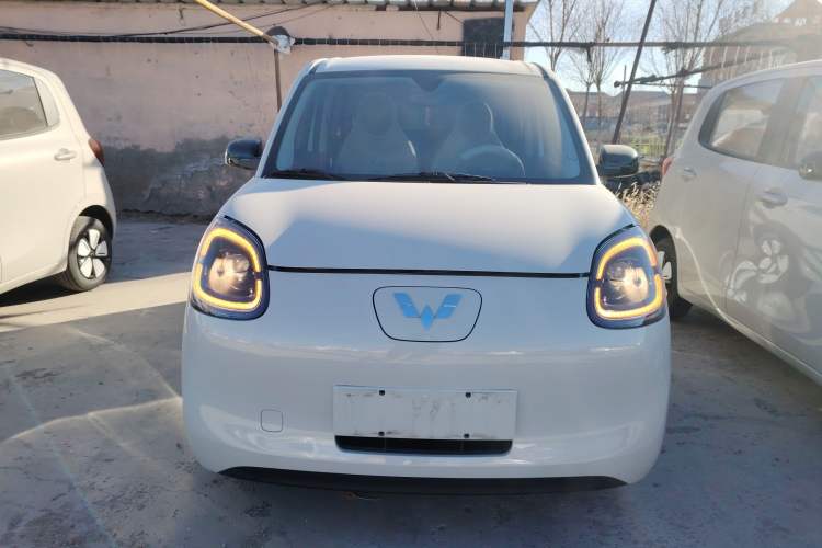 Used Wuling Hongguang MINIEV 2025 Four-Door Version Advanced Edition
