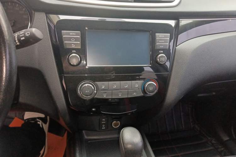 Used Nissan Qashqai 2017 2.0L CVT Smart Enjoyment Version China V Standard
