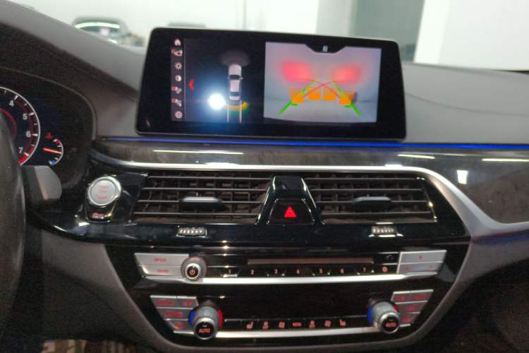 Used BMW 5 Series 2019 530Li Leading Model M Sport Package
