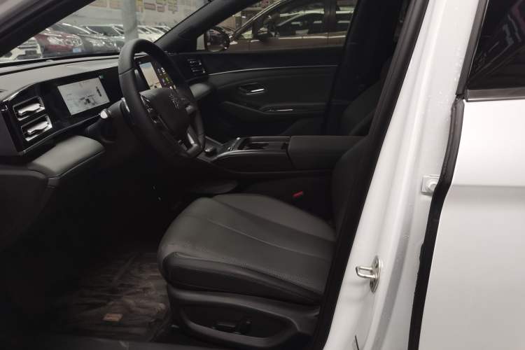 Used BYD Qin L 2026 Model DM-i 210KM Beyond Version