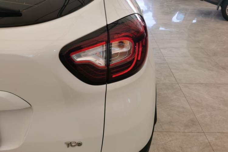 Used Renault Captur 2018 TCe190 Urban Style Edition
