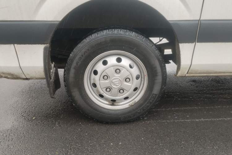 Used Foton Toano 2023 2.0T Automatic Urban Edition Short Wheelbase Mid-Height Rear Single Tire 3 Seats
