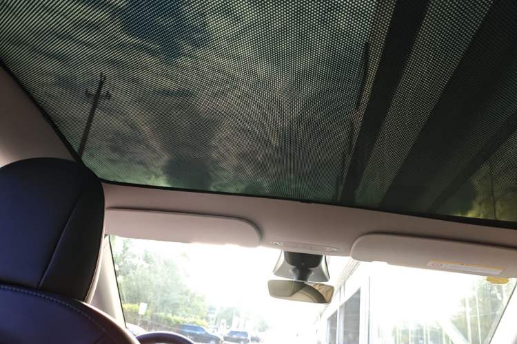 Used Tesla Model Y 2022 Long-Range All-Wheel-Drive Version
