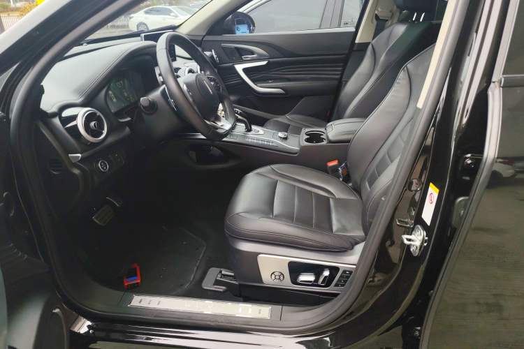 Used Wey VV7 2019 Upgraded Model 2.0T Flagship Version China VI