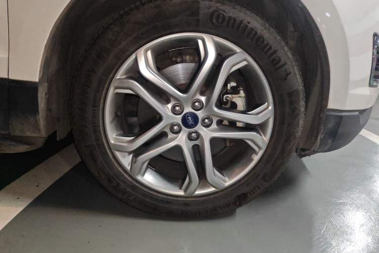 Used Ford Edge 2018 EcoBoost 245 Two-Wheel-Drive Titanium 7-Seater China V Standard
