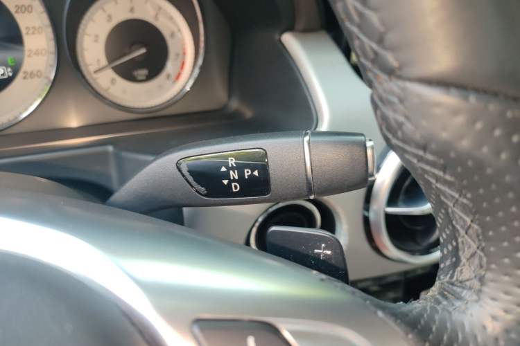 Used Mercedes-Benz GLK-Class 2015 GLK 260 4MATIC Dynamic Edition Ultimate Version
