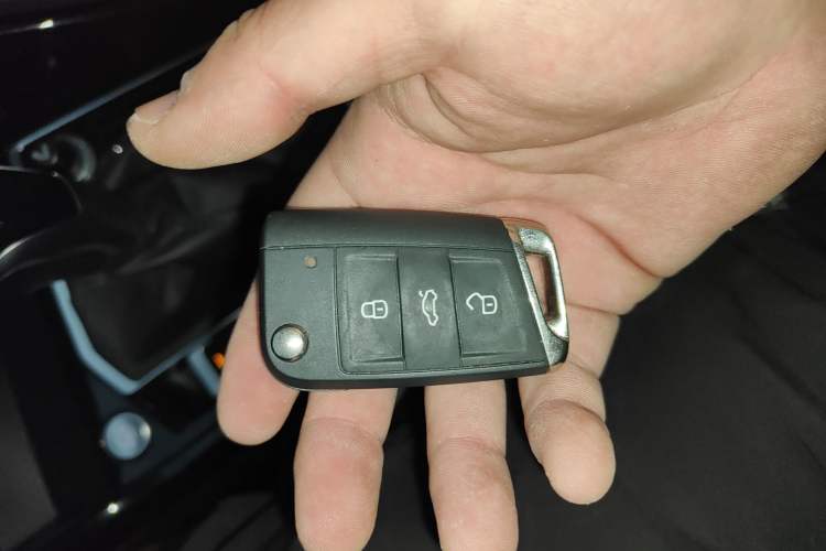 Used Volkswagen Tayron X 2020 330TSI Two-Wheel Drive Luxury Smart Connectivity Version