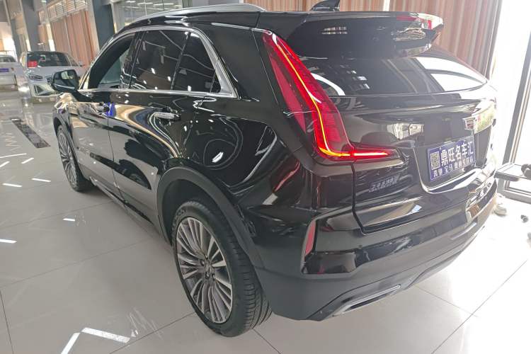 Used Cadillac XT4 2024 28T Two-Wheel-Drive Prestige Version
