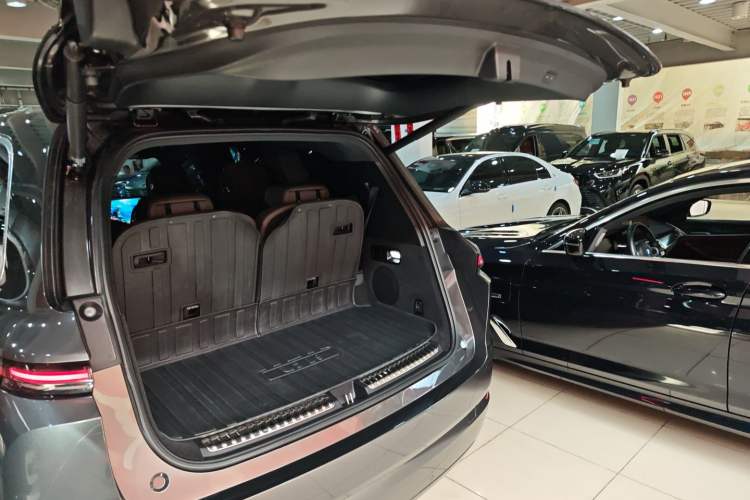 Used Li Auto L9 2022 Max model
