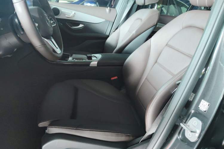 Used Mercedes-Benz GLC 2021 GLC 260 L 4MATIC Dynamic Edition
