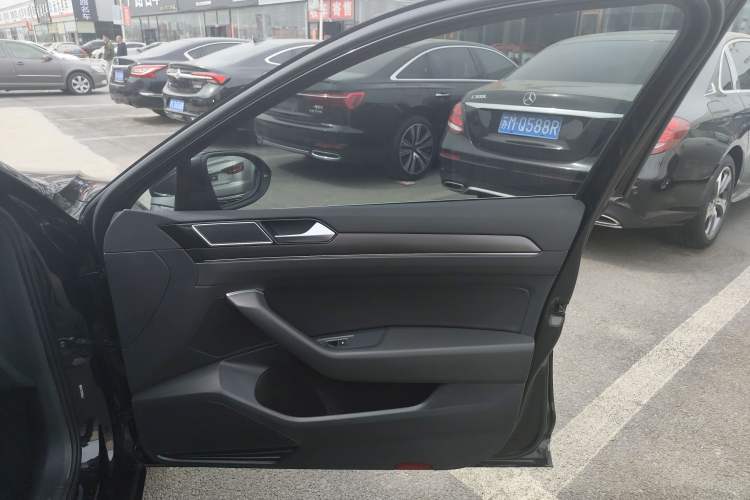 Used Volkswagen Magotan 2020 330TSI DSG Leading Model
