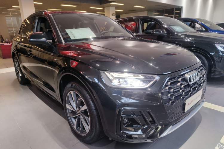 Used Audi Q5L 2023 40T Luxury Dynamic Model
