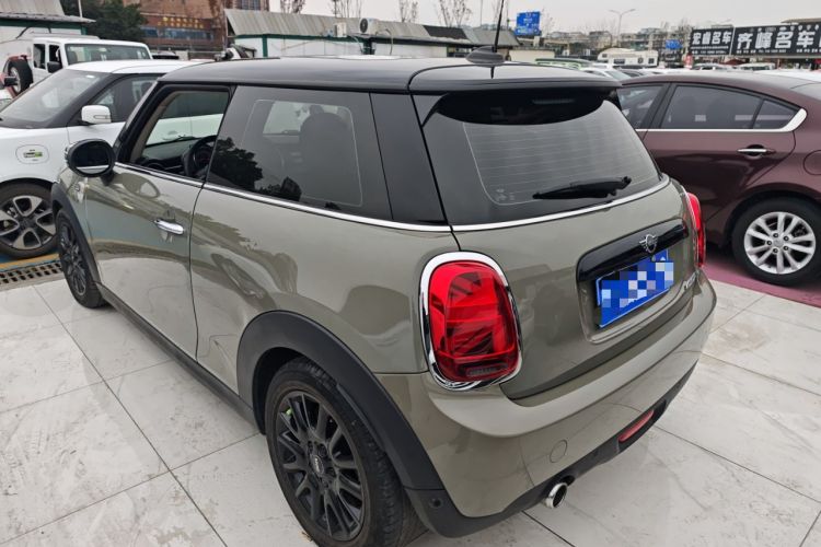 Used  MINI 2019 1.5T COOPER Classic Edition
