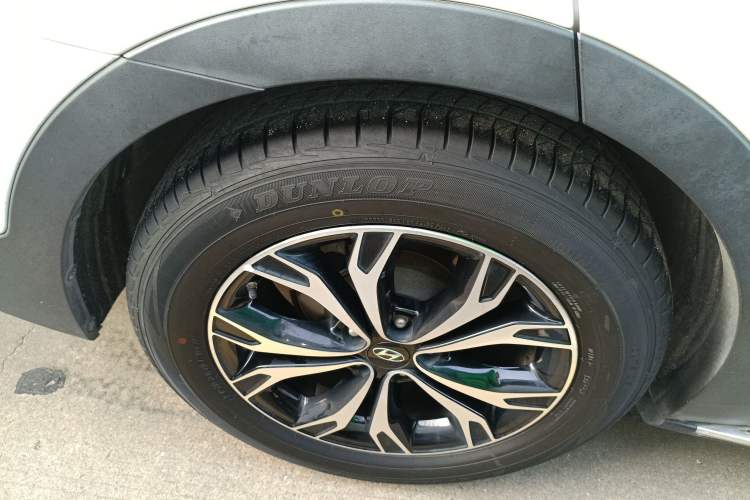 Used Hyundai Santa Fe 2017 2.0T Automatic Two-Wheel Drive Smart Version 7 Seats
