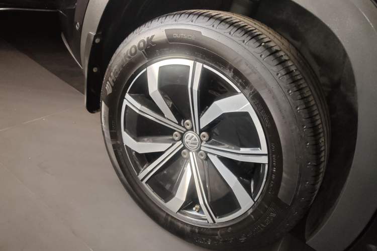 Used Volkswagen Teramont X 2020 330TSI Two-Wheel-Drive Luxury Edition
