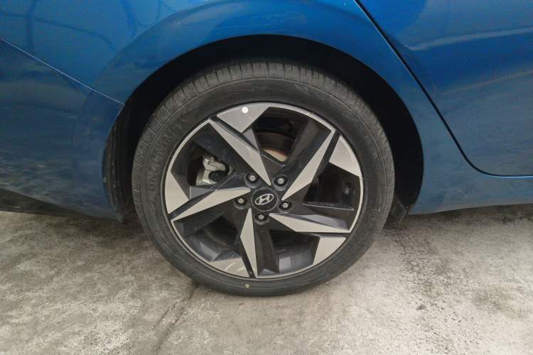 Used Hyundai Elantra 2021 1.5L CVT GLX Elite Edition
