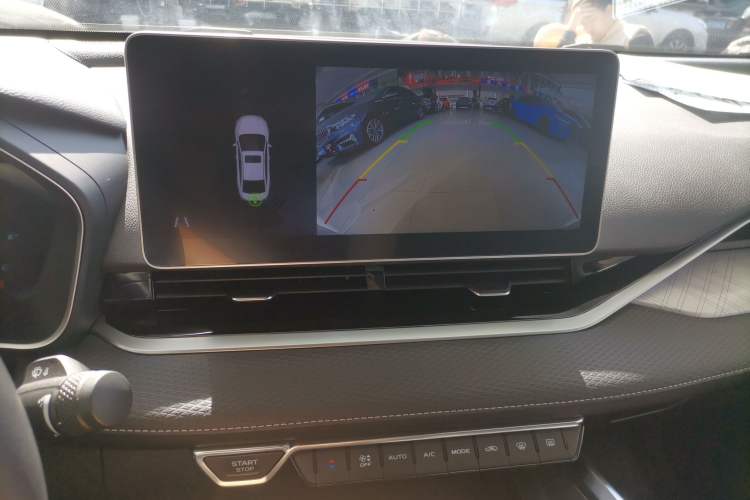 Used Geely Auto Preface 2023 2.0TD Luxury Version
