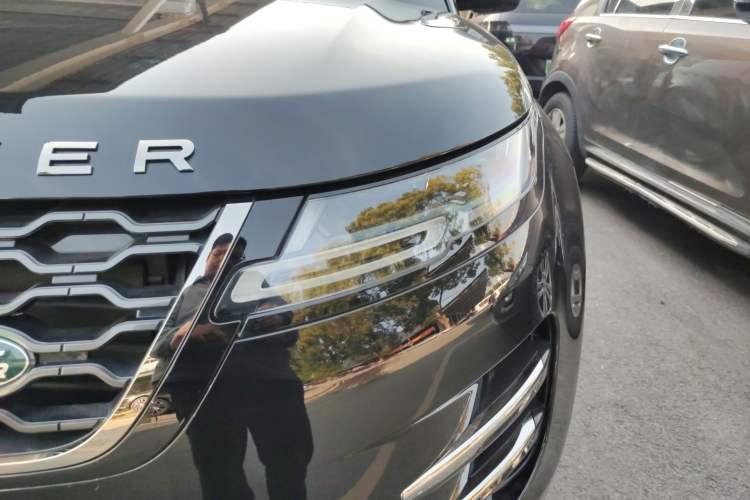 Used Land Rover Range Rover Evoque 2023 Aurora L 249 PS Luxury Edition
