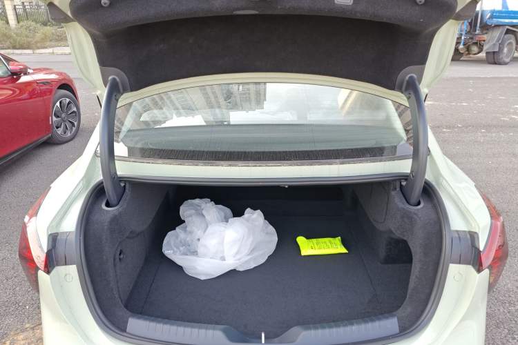 Used Hongqi Tiangong 05 2025 550 Smart Selection
