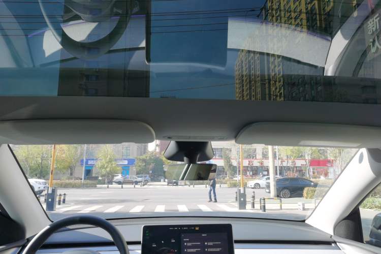 Used Tesla Model Y 2024 Rear-Wheel-Drive Version
