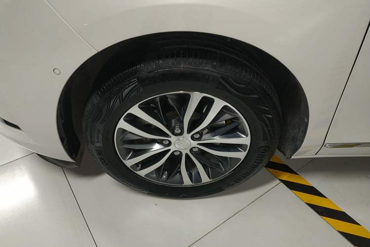 Used Buick GL8 2020 ES Land Cruiser 653T Luxury Edition
