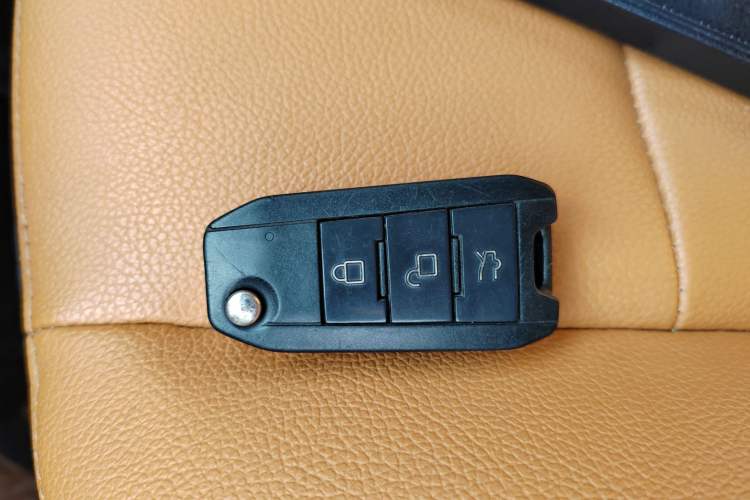 Used BAIC Weiwang S50 2016 1.5T Manual Joyful Comfort Model