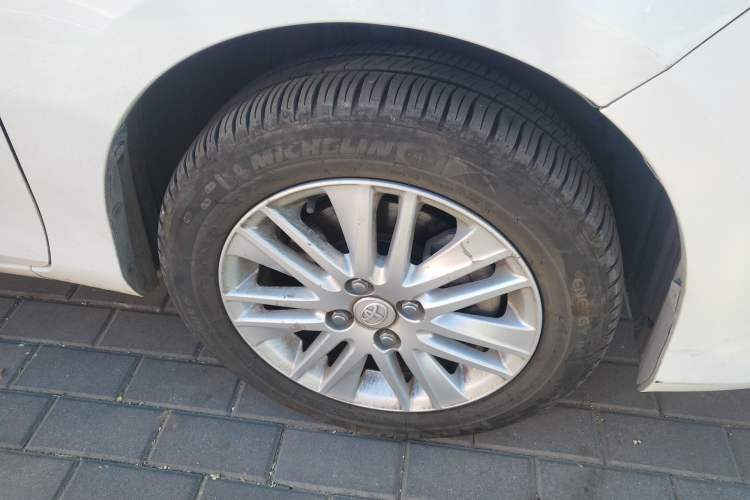 TDK.VehicleDetails.img