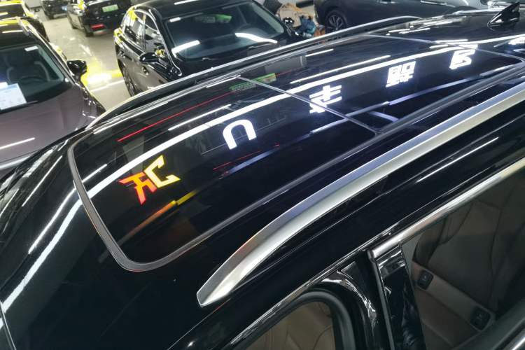 Used Buick Envision 2022 Encore Plus 652T Five-Seat Luxury Model
