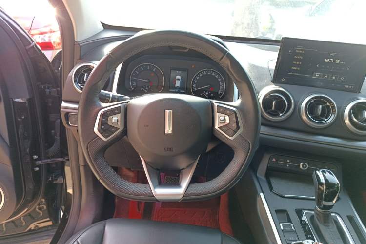 Used Wey VV5 2019 2.0T Two-Wheel-Drive Ultimate Edition