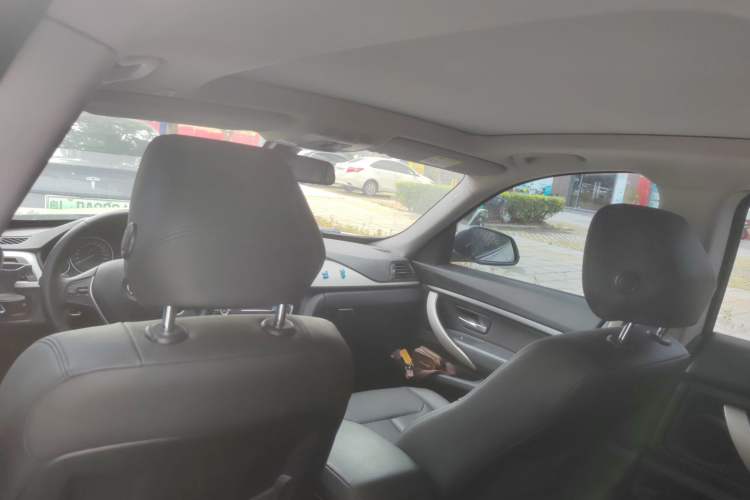 Used BMW 3 Series GT 2017 320i Sport Edition
