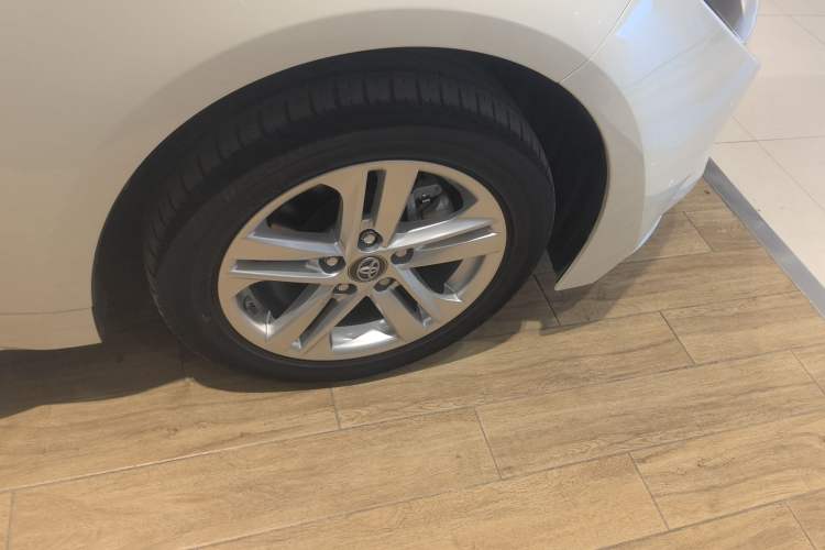 Used Toyota Levin 2019 185T CVT Luxury Edition China VI Standard
