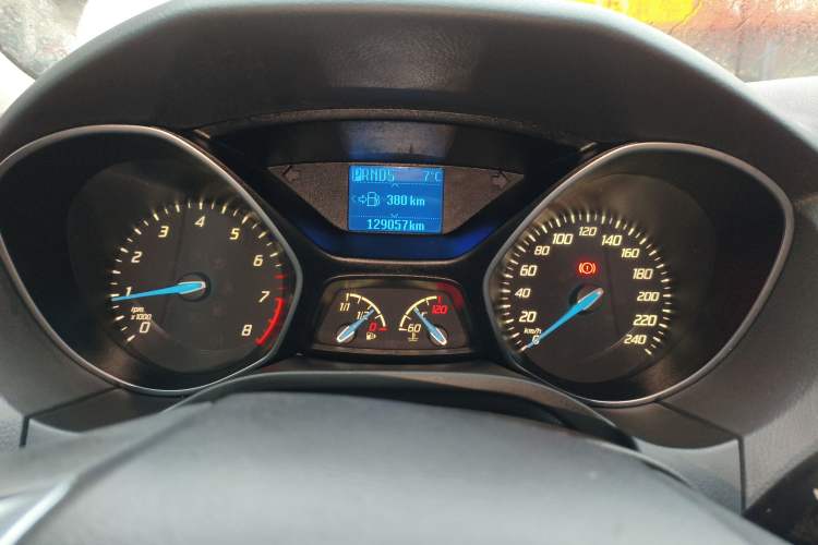 Used Ford Focus 2012 Hatchback 1.6L Automatic Fashion Edition
