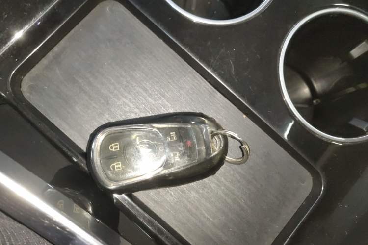 Used Buick GL8 2020 ES Land Cruiser 653T Luxury Edition