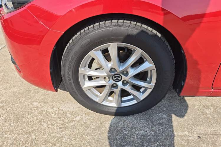 Used Mazda Mazda 3 Axela 2017 Hatchback 1.5L Automatic Luxury Model Emission Standard China V
