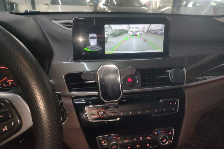 Used BMW X1 2018 sDrive18Li Luxury Model