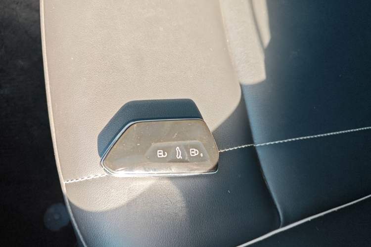 Used Volkswagen ID.4 X 2022 Pure Long-Range Edition
