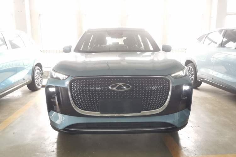 Used Chery Tiggo 8 PLUS C-DM 2025 1.5T 116 km Prestige Version 5 Seats