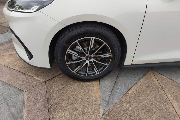 Used BYD Seal 06 New Energy 2024 DM-i 120KM Flagship Model
